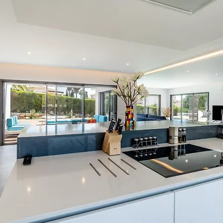 Villa Vogue By Indigo