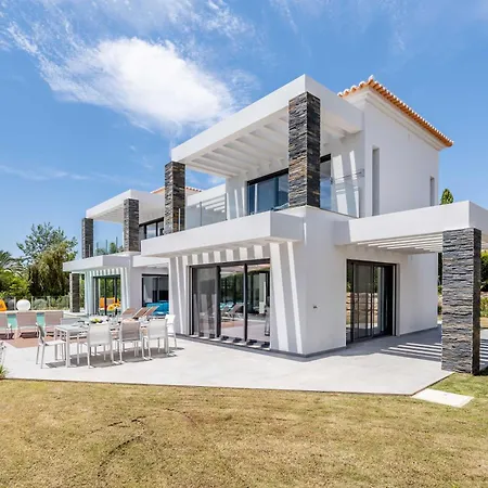 Vogue By Indigo Villa *