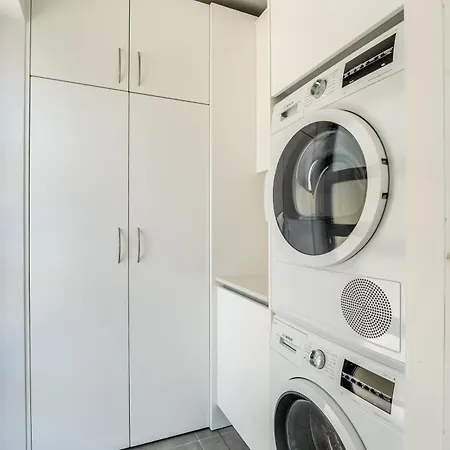 Vogue By Indigo Villa Estômbar