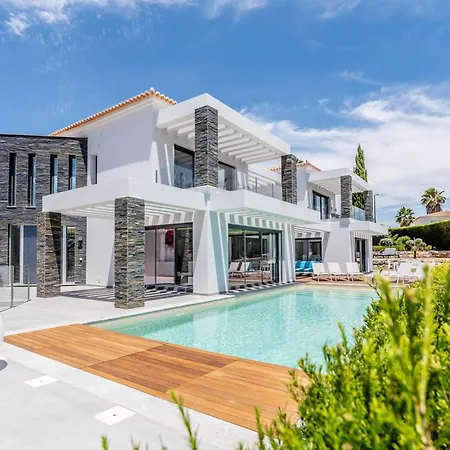 Vogue By Indigo * Estômbar