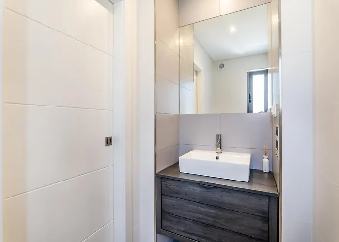 Villa Vogue By Indigo *
