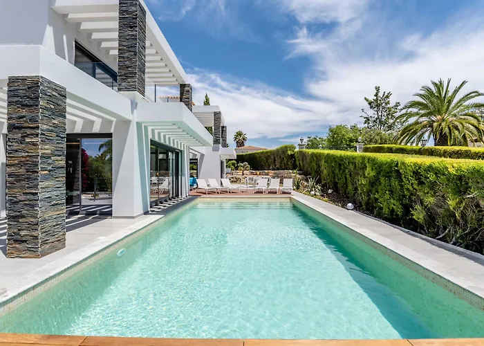 Villa Vogue By Indigo Estômbar