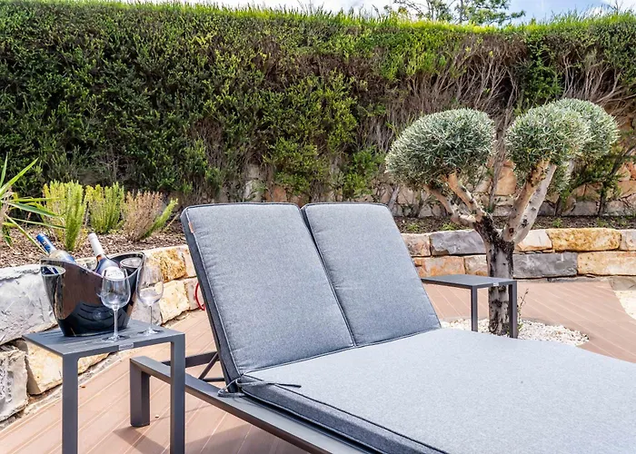 Vogue By Indigo Villa Estômbar