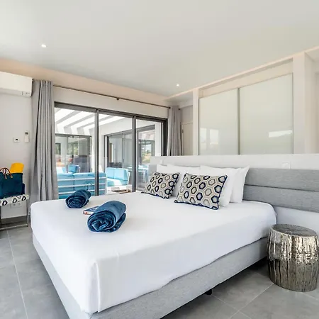 Villa Vogue By Indigo
